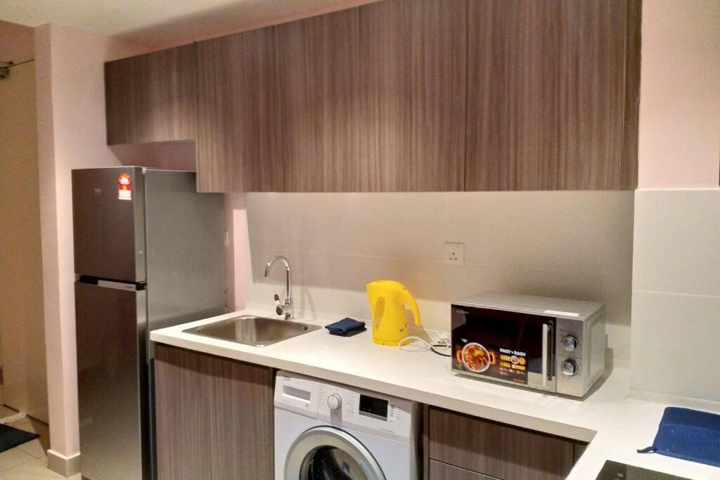 Hb1512- Hyve Studio Unit, Lake View, Cyberjaya, Free Wi-Fi, Free Parking, Netflix,Pool, 3038 Exterior foto